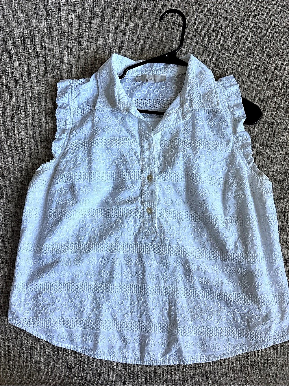LOFT White Cotton Eyelet Sleeveless Blouse Like New